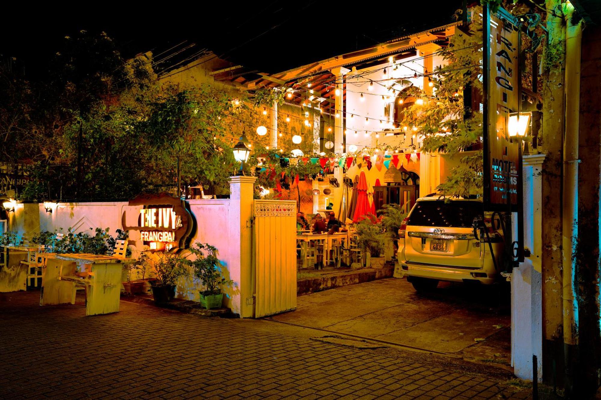 Frangipani Motel 갈레 외부 사진